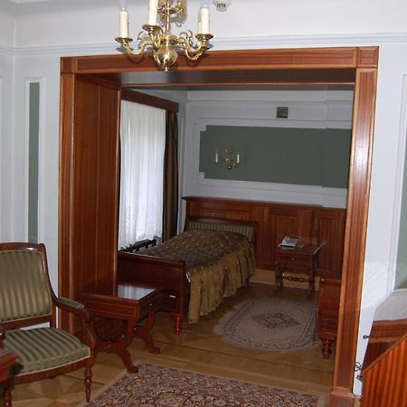 Hotel Butikowy Palac Jablonna Eksteriør bilde